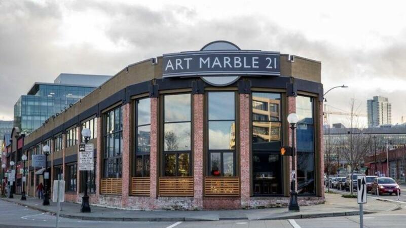 Best Sports Bars in Seattle - Art Marble 21