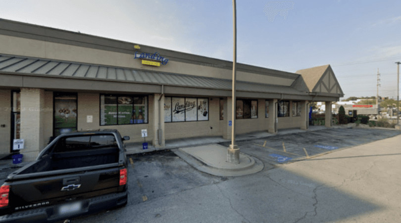 Best Sports Bars in Liberty - Landing Eatery & Pub