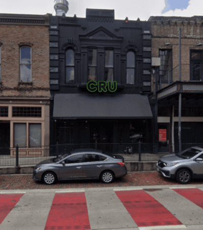 Best Sports Bars in Houston - Cru Houston