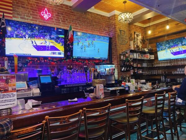 Best Sports Bars in Bayside - Bourbon Street