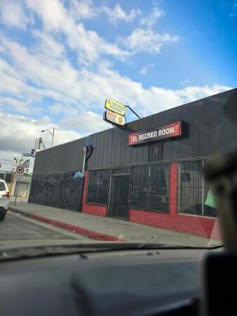 Best Sports Bars in Los Angeles - El Recreo Room Bar