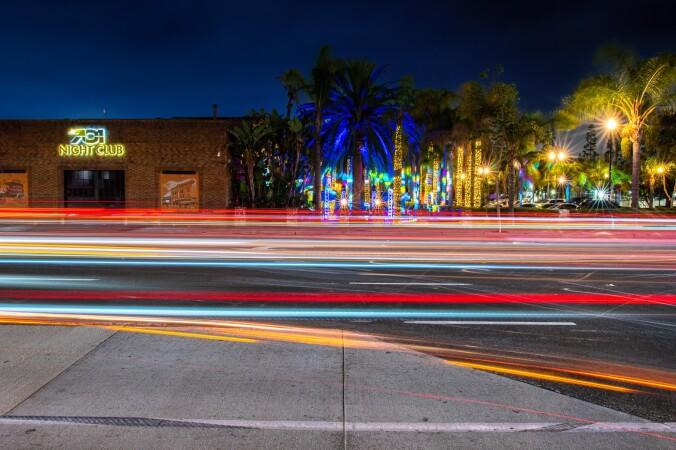 Best Sports Bars in Santa Ana - 701 Restaurant & Bar