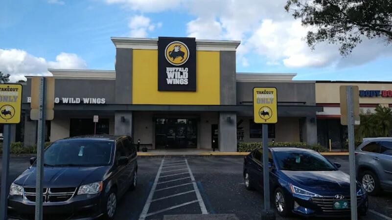 Best Sports Bars in Jensen Beach - Buffalo Wild Wings @ Jensen Beach, Fl