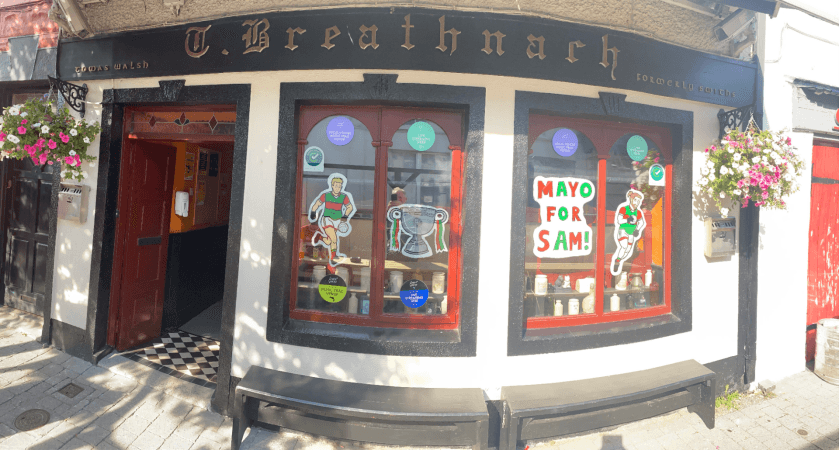 Best Sports Bars in Mayo - T.Breathnachs