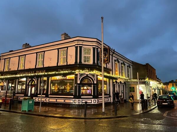 Best Sports Bars in DUBLIN 4 - SANDYMOUNT HOUSE