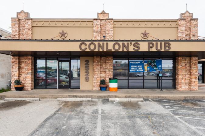 Best Sports Bars in Fort Worth - Conlons Pub
