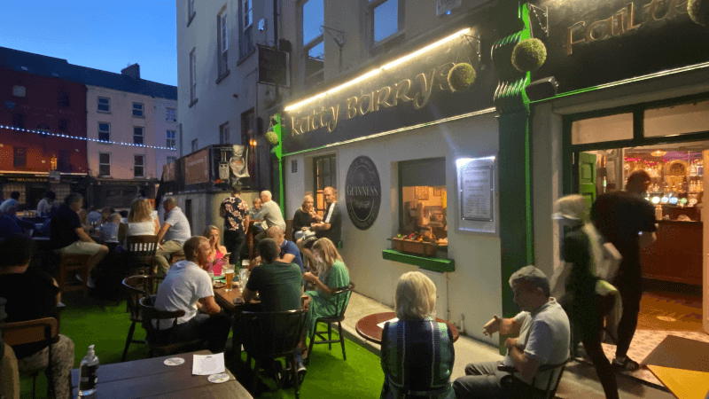 Best Sports Bars in Waterford - KATTY BARRYS