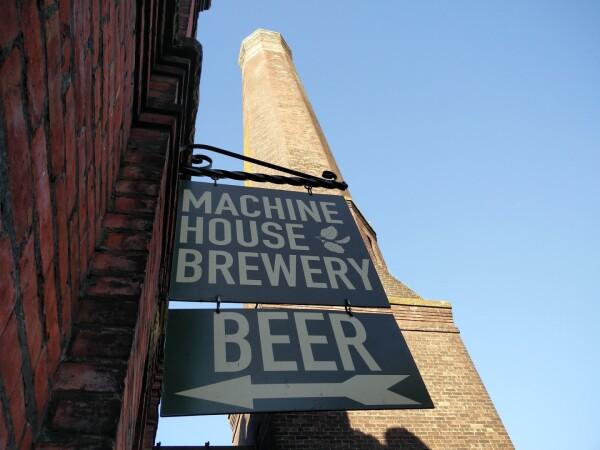 Best Sports Bars in Seattle - Machine House Brewery