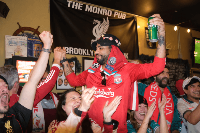 Best Sports Bars in Park Slope - The Monro Pub