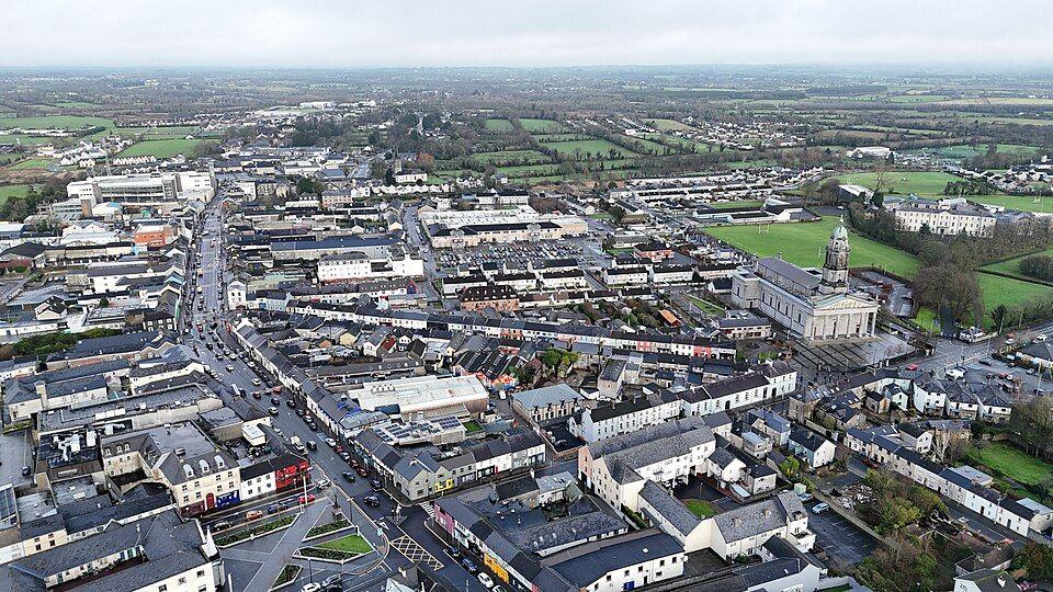 Sports bar, Sports pub, Longford