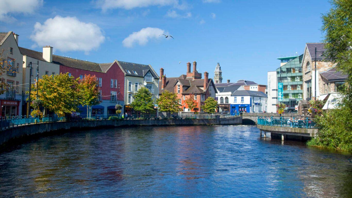 Sports bars in Sligo, sports pubs in Sligo,
